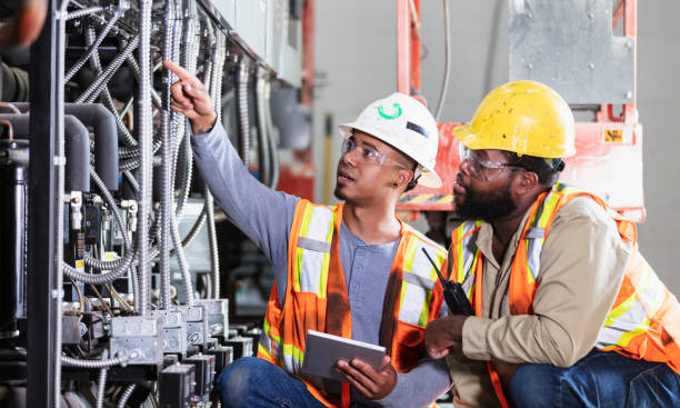 Best Commercial Electrician Services  in Menomonee Falls, WI