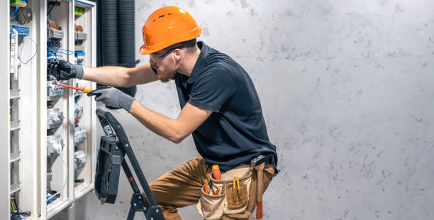 Best Electrician for Home Renovation  in Menomonee Falls, WI
